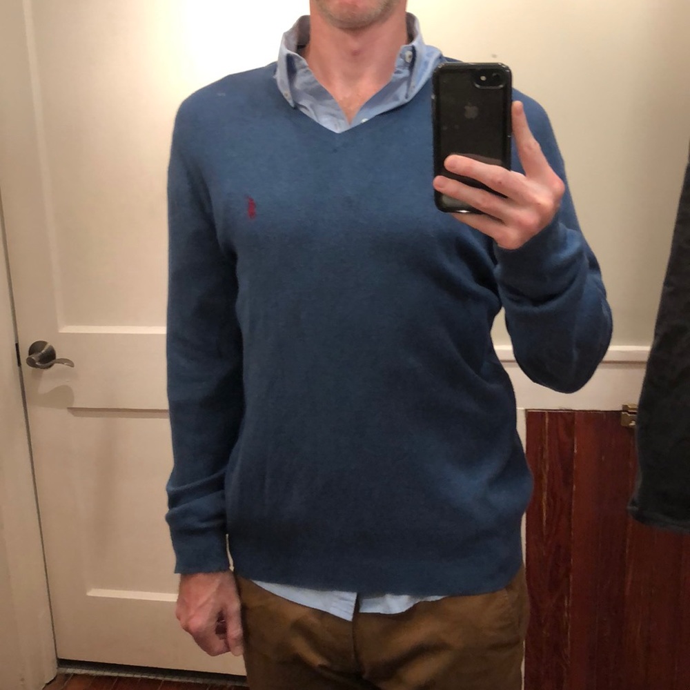 🏇🏻Polo Blue 100% Pima cotton v-neck sweater 🏇🏻